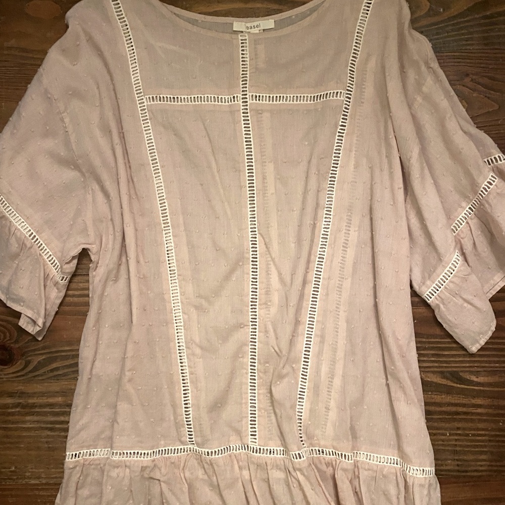 Adorable easel top!